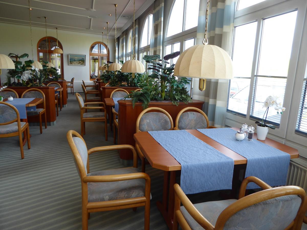 Seehotel Neue Liebe คุกซ์ฮาเวน ภายนอก รูปภาพ