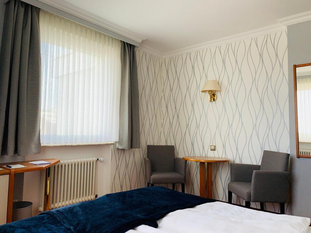 Seehotel Neue Liebe คุกซ์ฮาเวน ภายนอก รูปภาพ